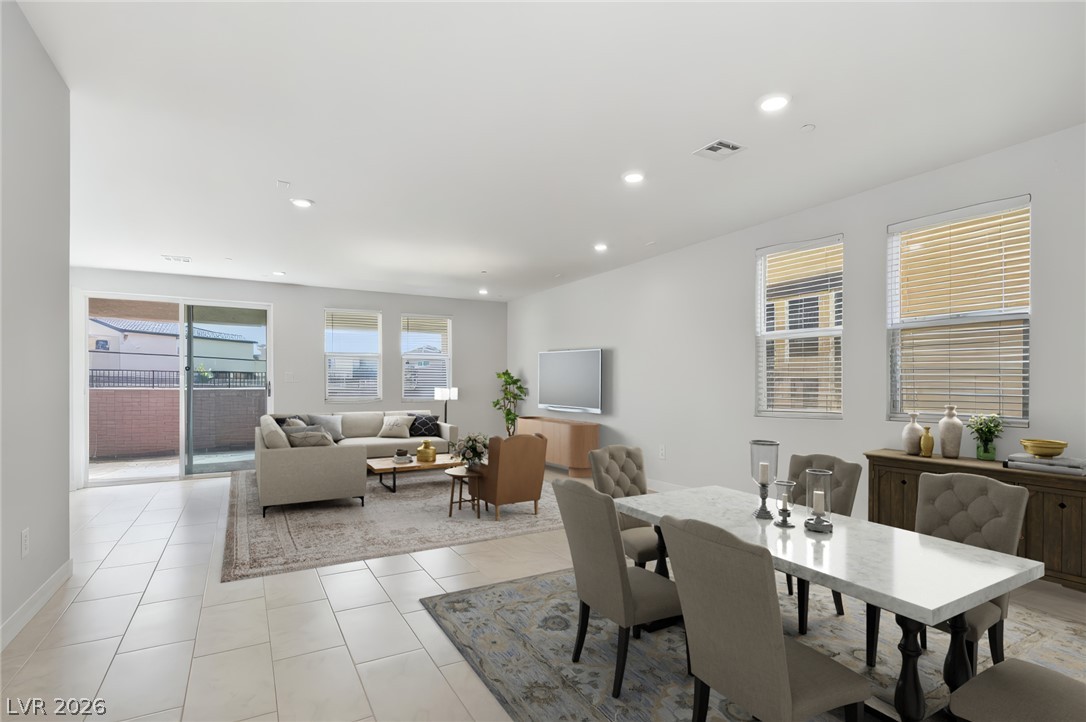 1144 Green Lovebird Street