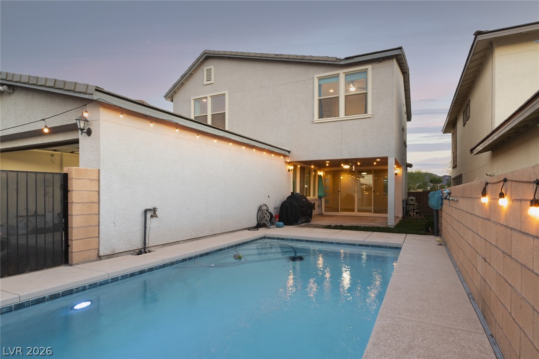 920 East Sunset Road