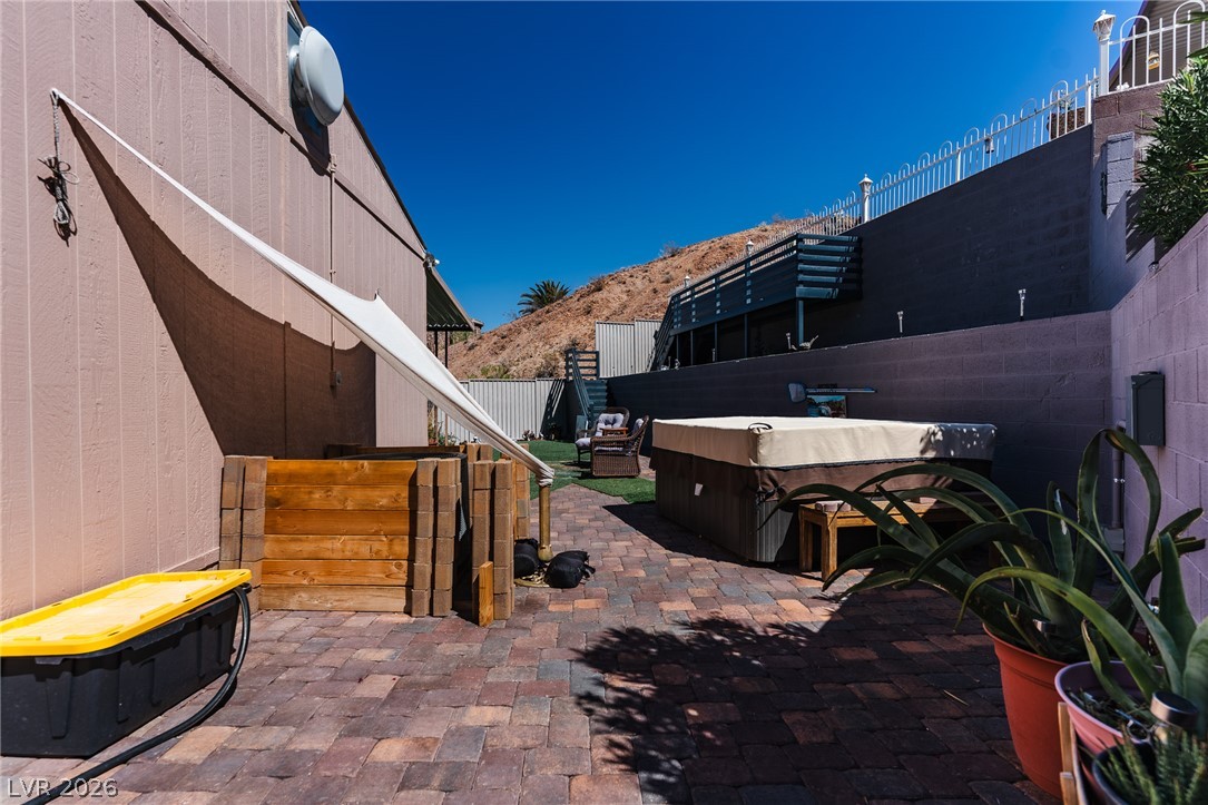 685 Mount Bona Way