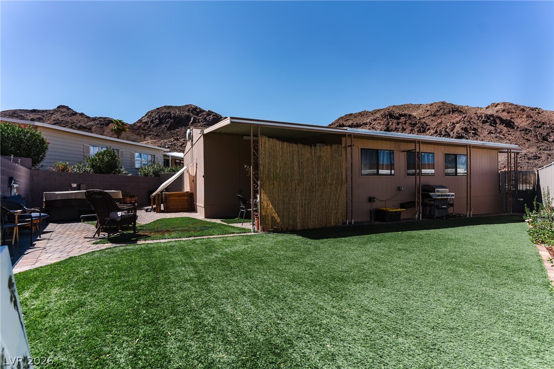 685 Mount Bona Way
