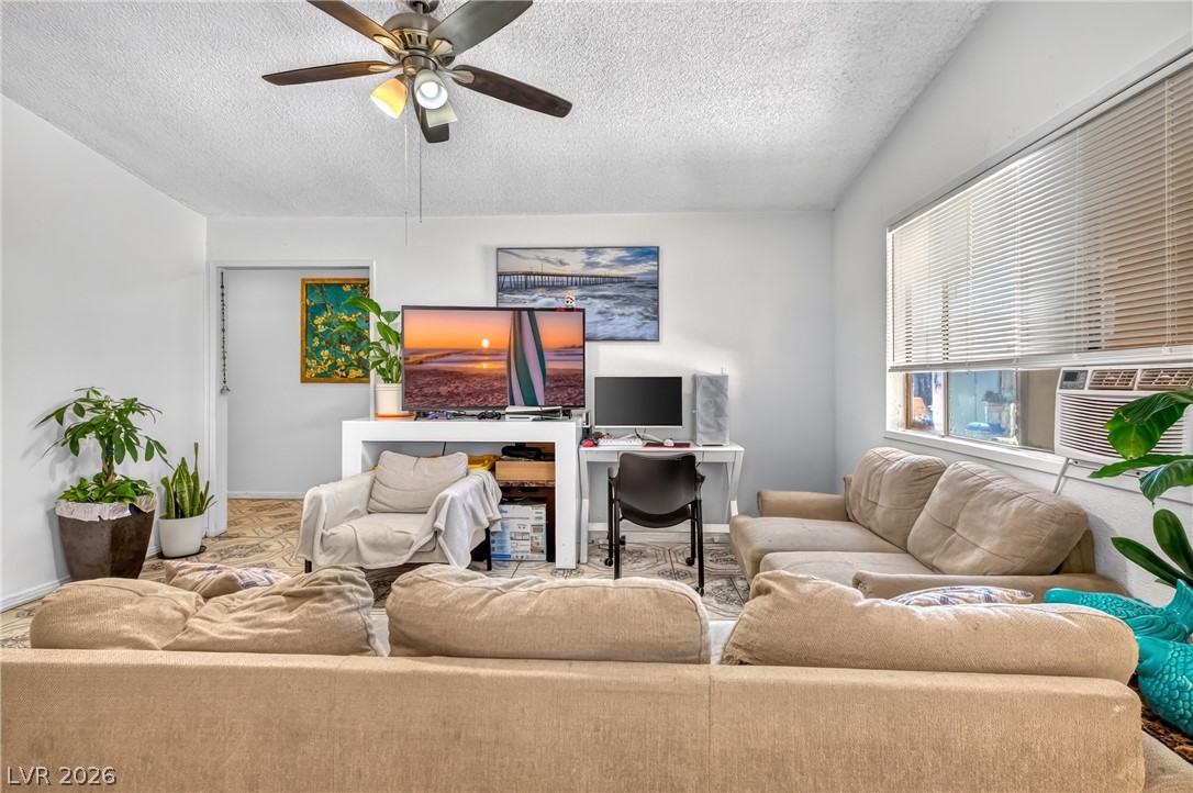 2224 North West La Sombra Street