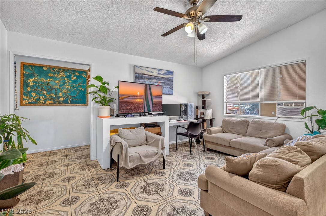 2224 North West La Sombra Street