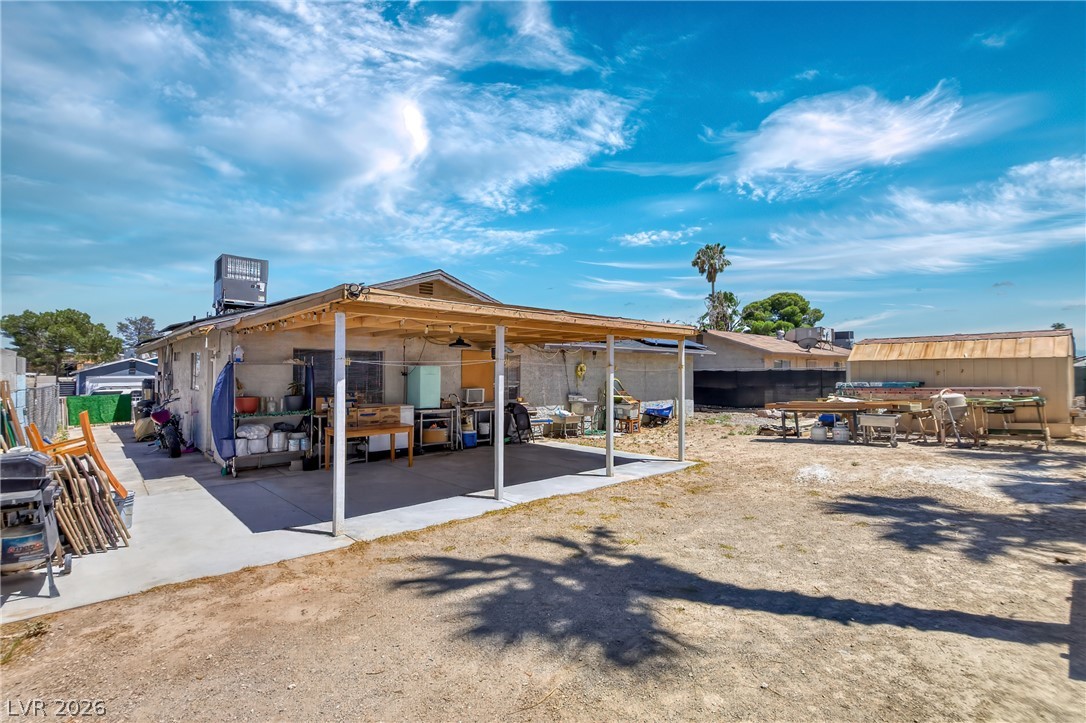 2224 North West La Sombra Street