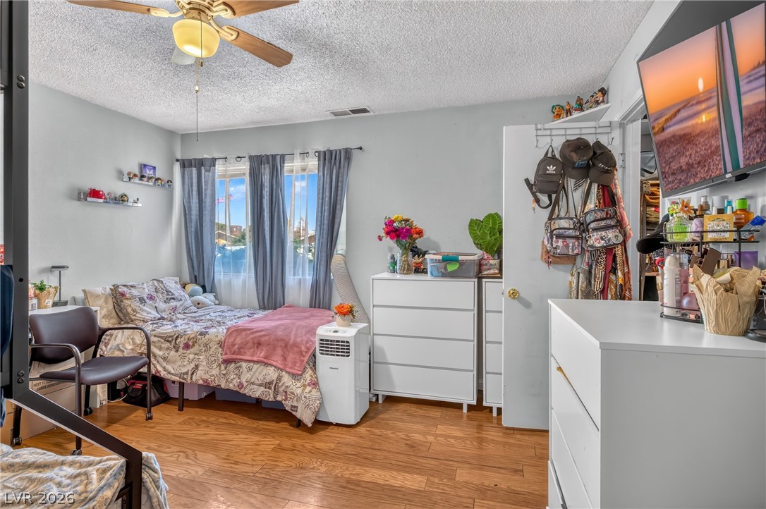2224 North West La Sombra Street