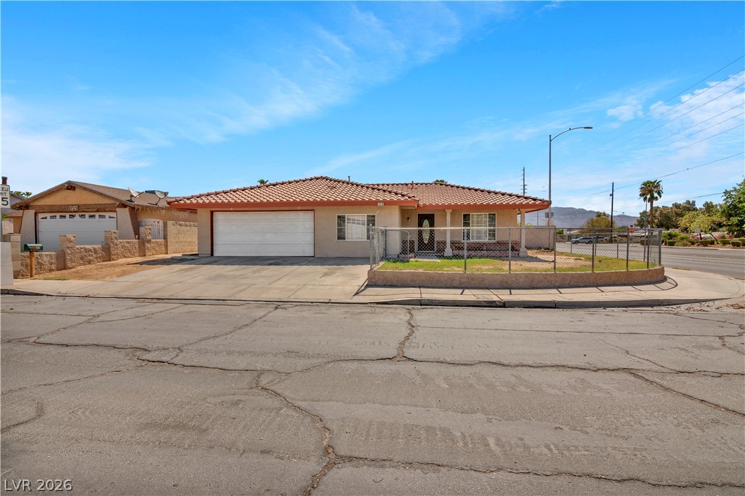 2410 East Oak Glen Way