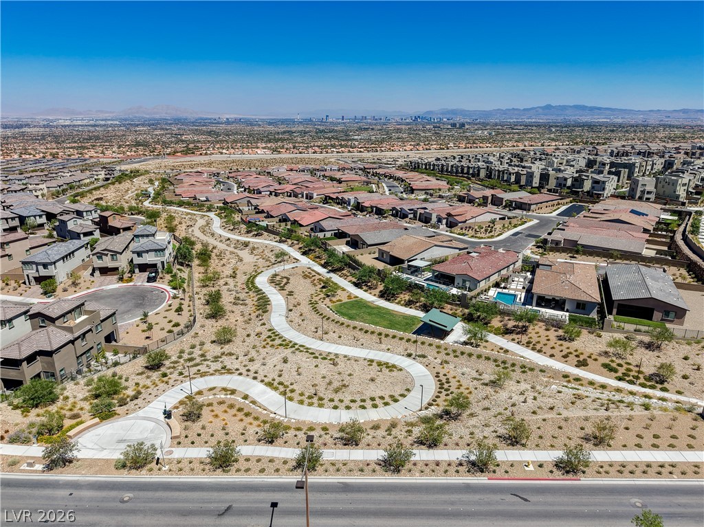 11627 Desert Hollow Avenue