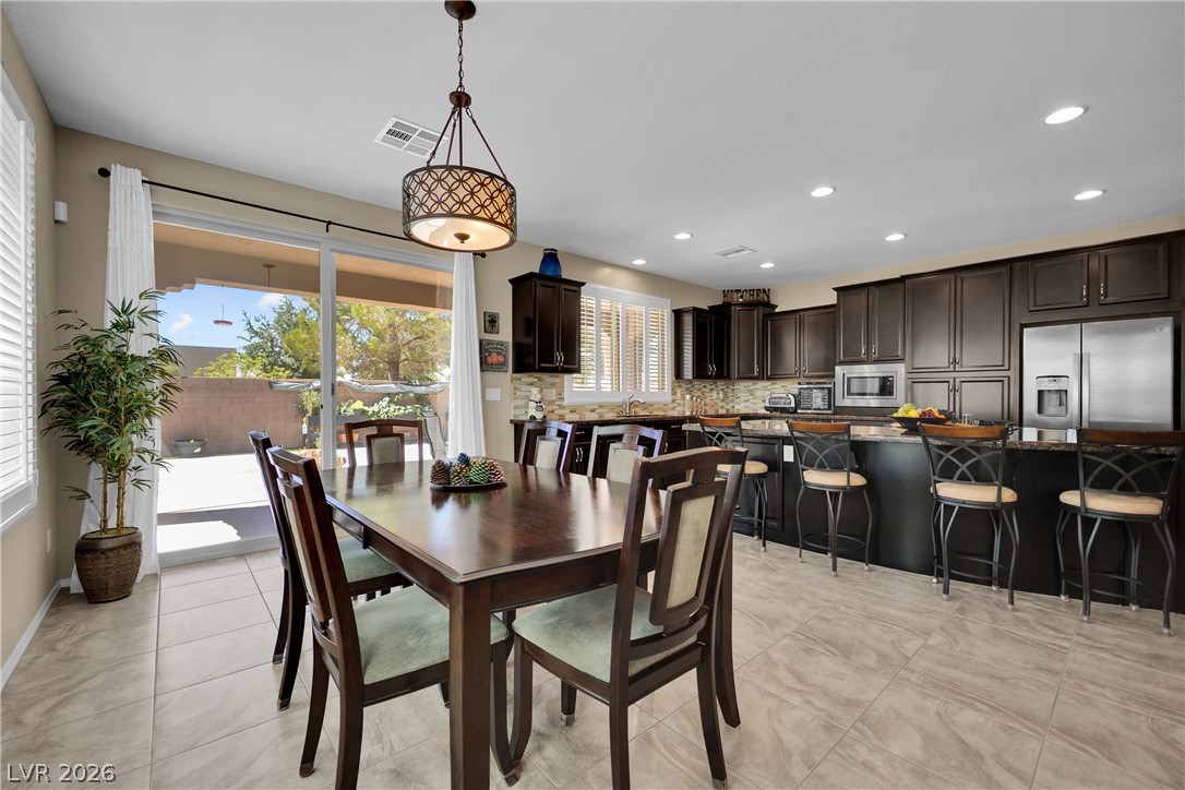 3829 Riviera Regal Avenue