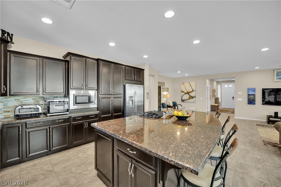 3829 Riviera Regal Avenue