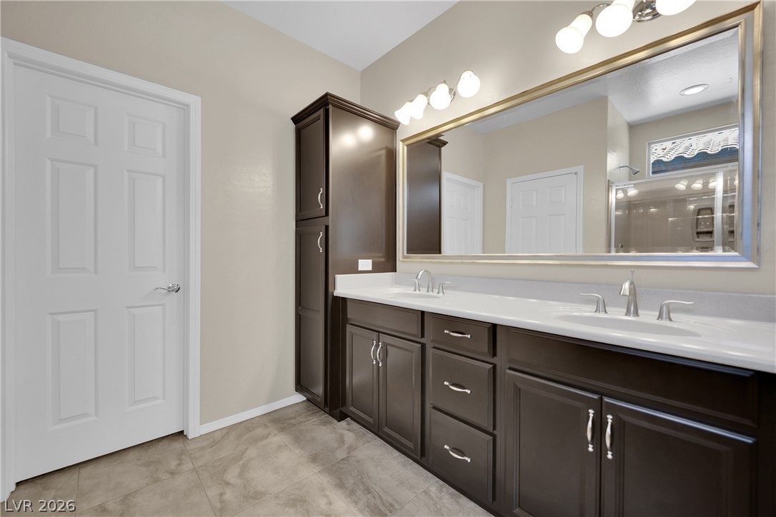 3829 Riviera Regal Avenue