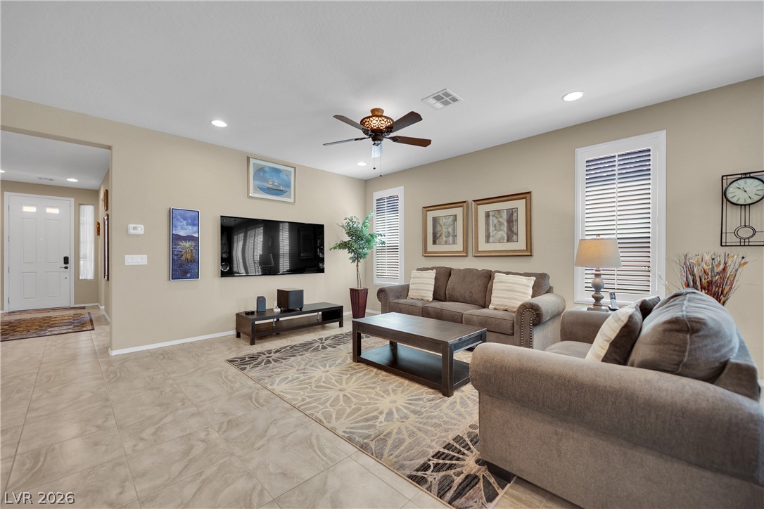 3829 Riviera Regal Avenue