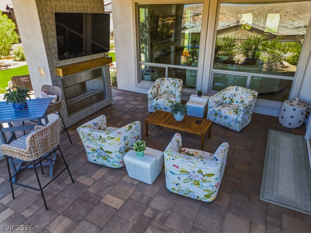 85 Crimson Stone Court