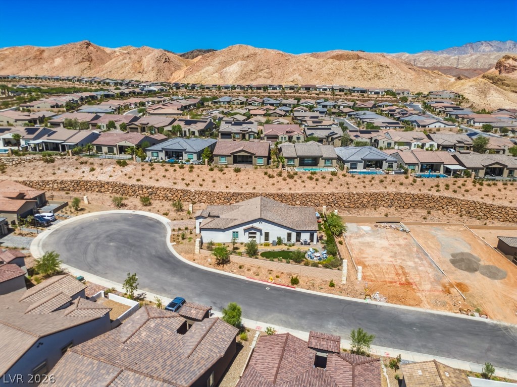 85 Crimson Stone Court