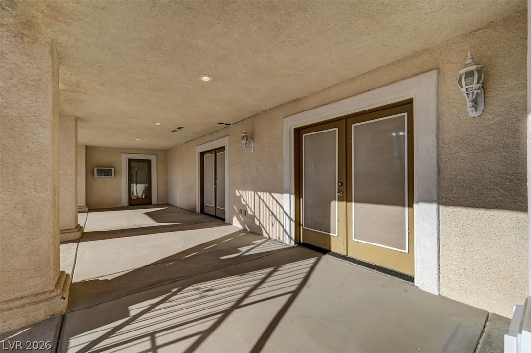 640 North Racetrack Road