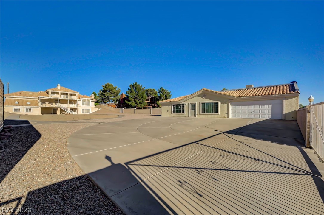 640 North Racetrack Road