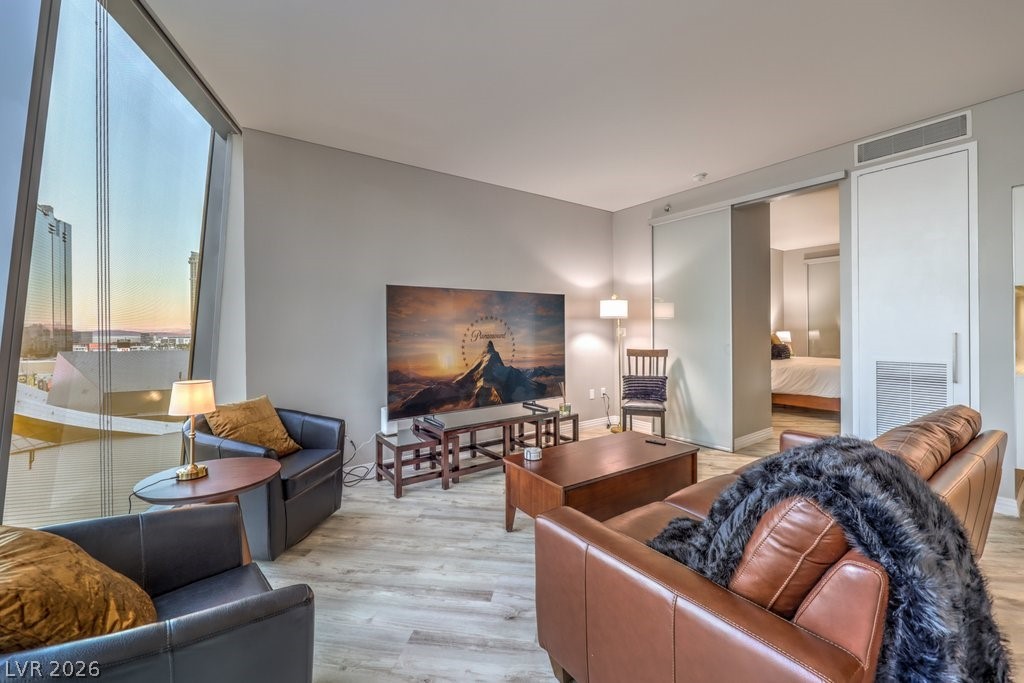 3726 Las Vegas Boulevard 701