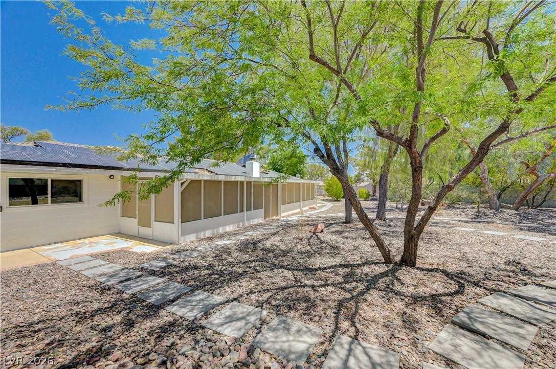 7631 Bermuda Road