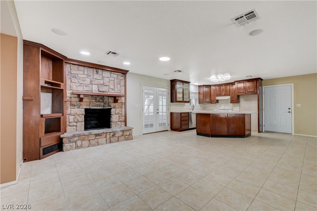 7631 Bermuda Road