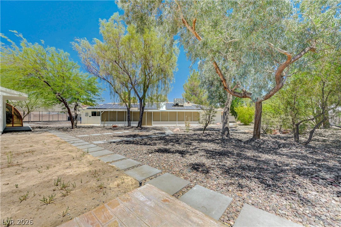 7631 Bermuda Road
