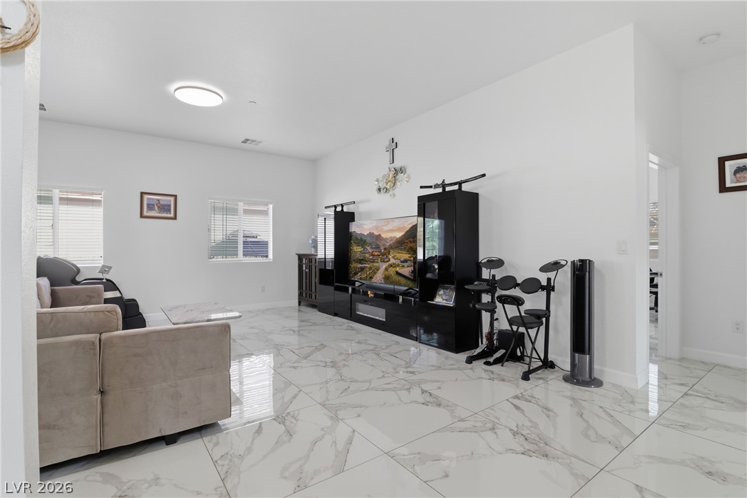 2334 North Michael Way