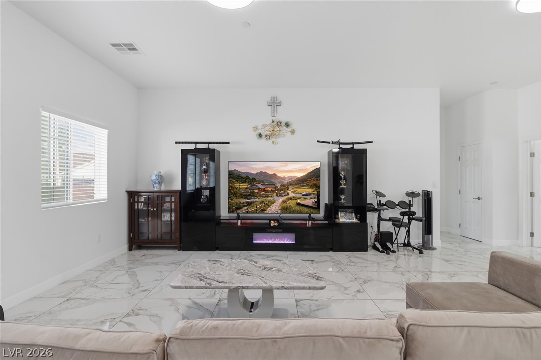 2334 North Michael Way