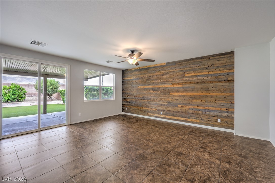 6425 Trautman Court
