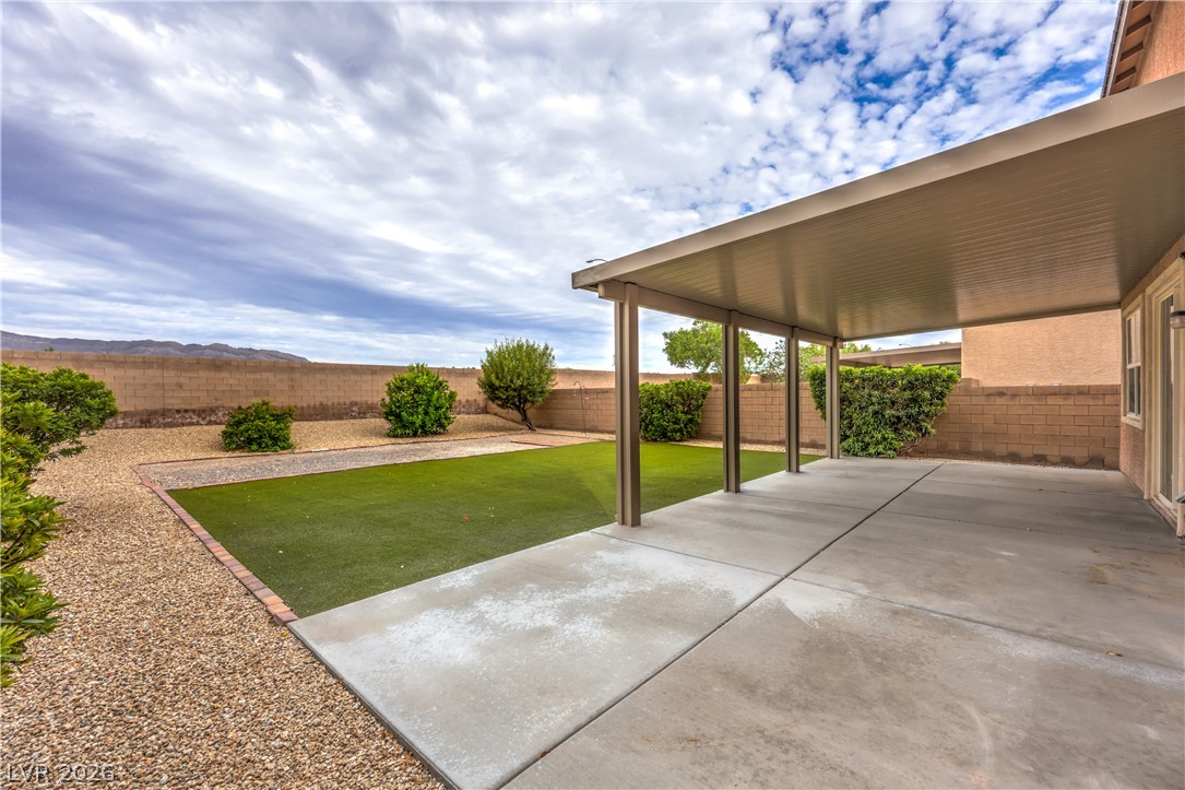 6425 Trautman Court