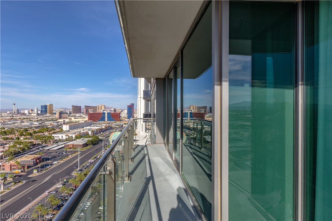 4381 West FLAMINGO Road 25301