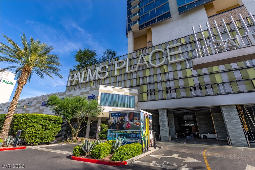 4381 West FLAMINGO Road 25301