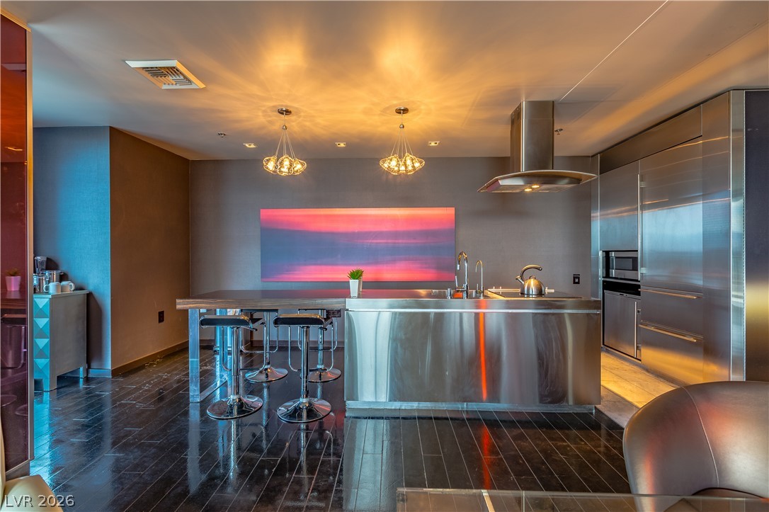 4381 West FLAMINGO Road 25301