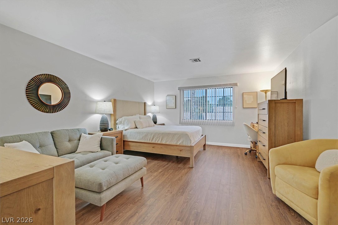 9408 Hollycrest Drive