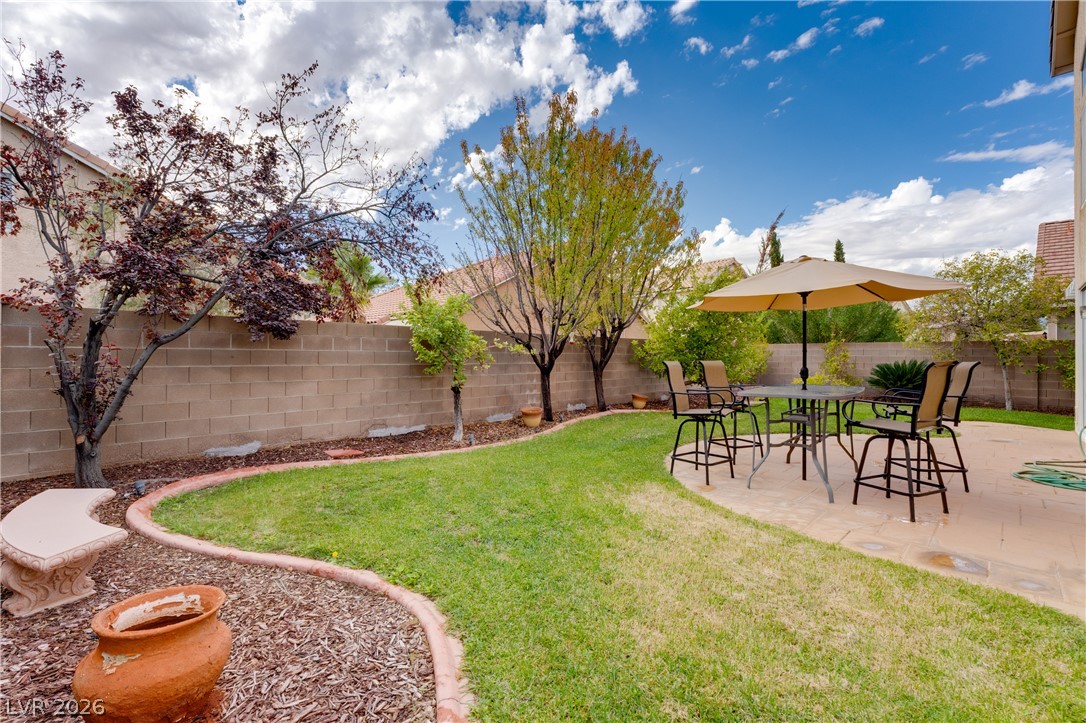 7823 Windward Road