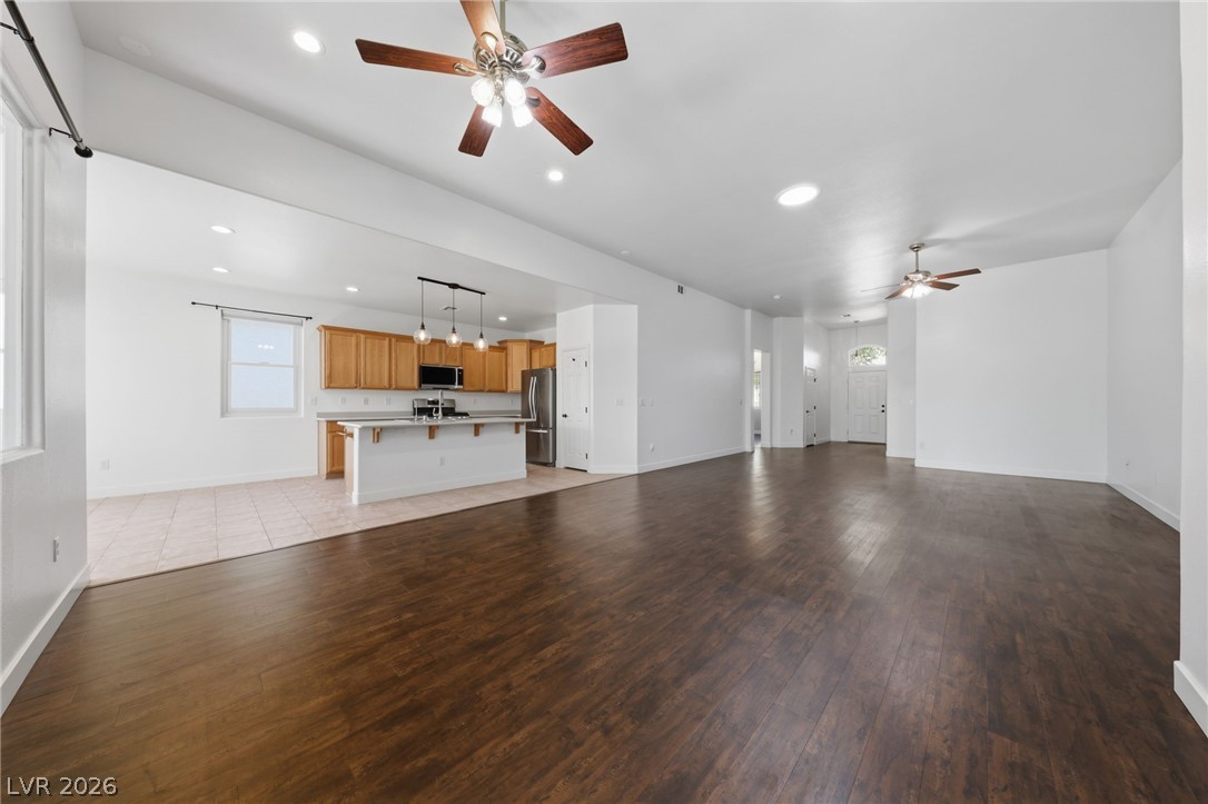 9020 Saw Horse Street