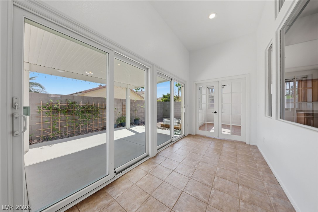 9020 Saw Horse Street