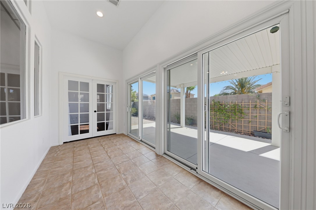 9020 Saw Horse Street