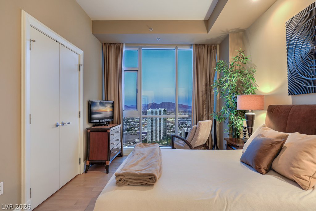 2700 Las Vegas Boulevard 4304