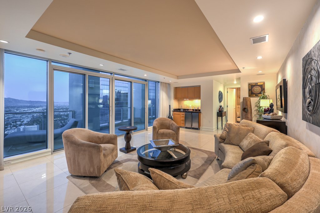 2700 Las Vegas Boulevard 4304