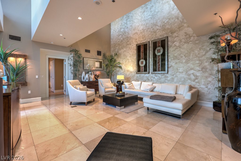 2700 Las Vegas Boulevard 4304
