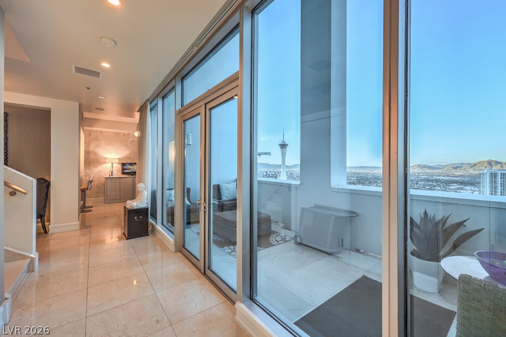 2700 Las Vegas Boulevard 4304