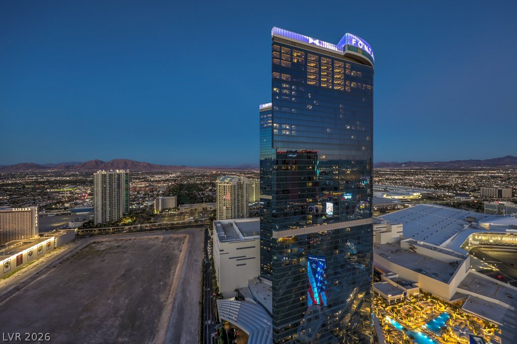 2700 Las Vegas Boulevard 4304