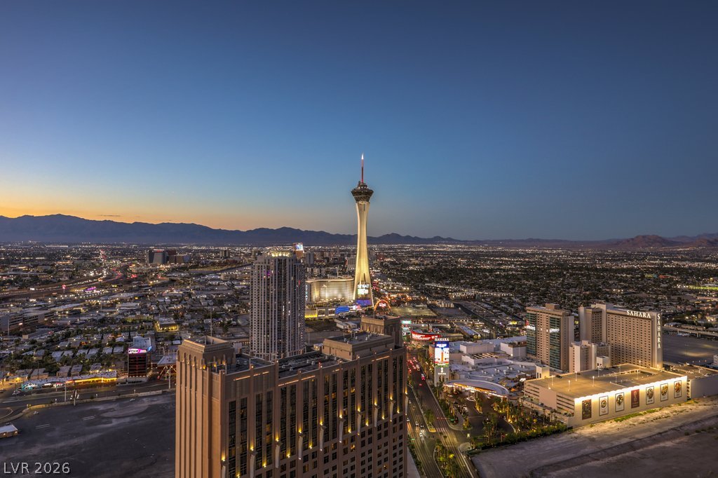 2700 Las Vegas Boulevard 4304