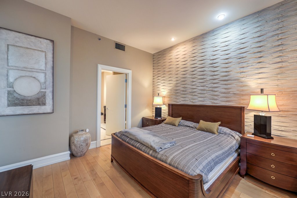2700 Las Vegas Boulevard 4304
