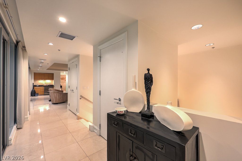 2700 Las Vegas Boulevard 4304