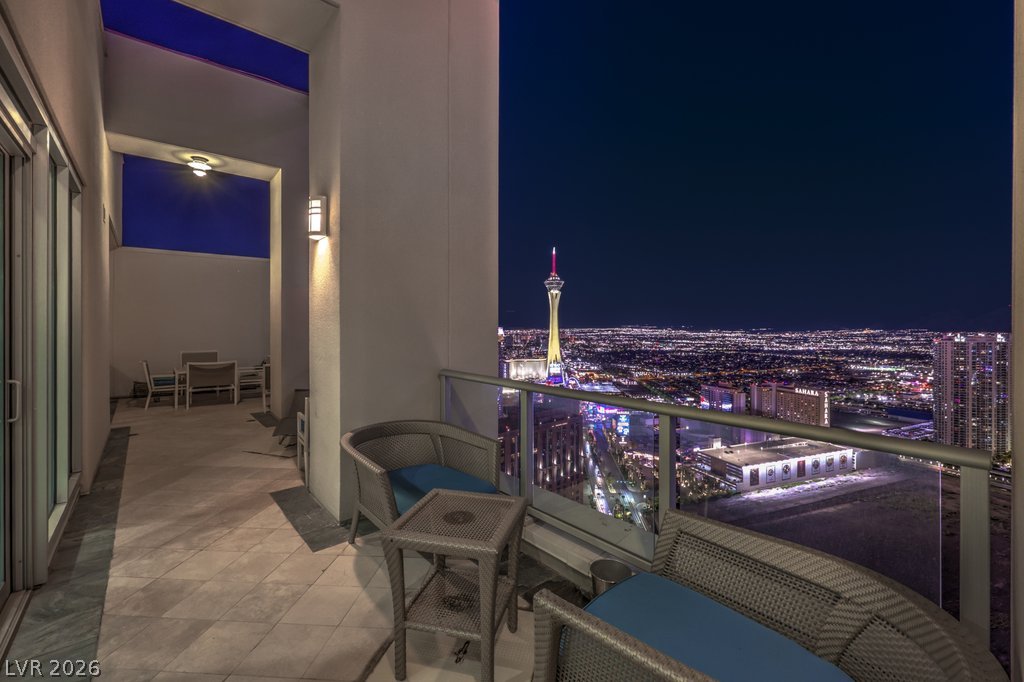 2700 Las Vegas Boulevard 4304