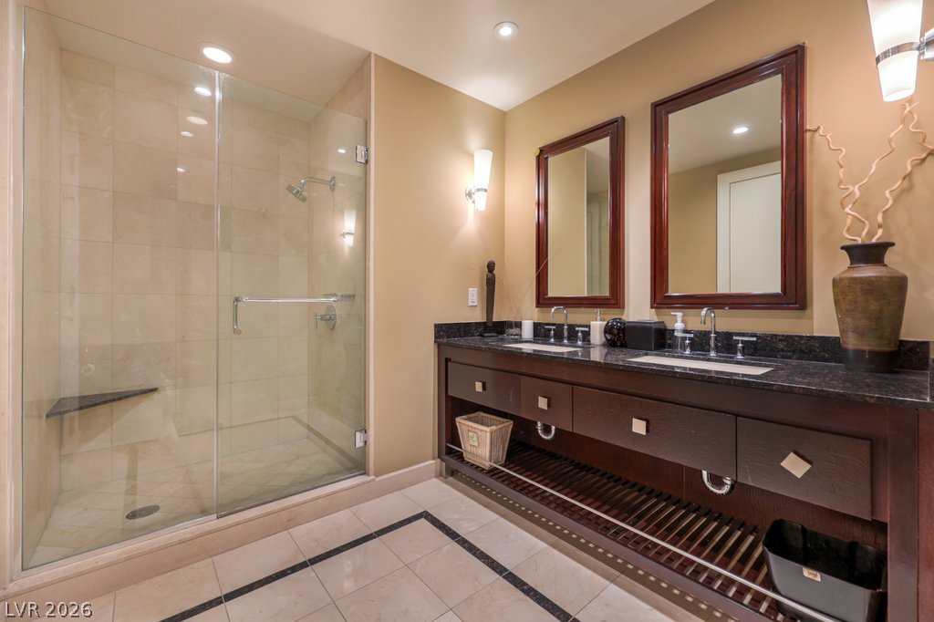2700 Las Vegas Boulevard 4304