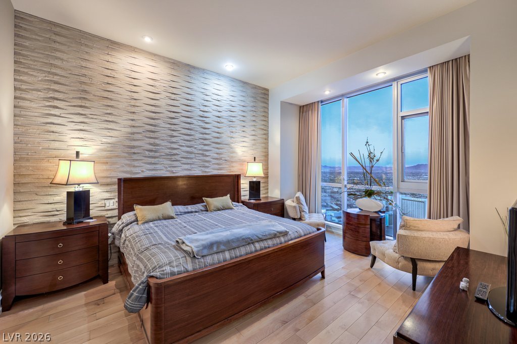 2700 Las Vegas Boulevard 4304