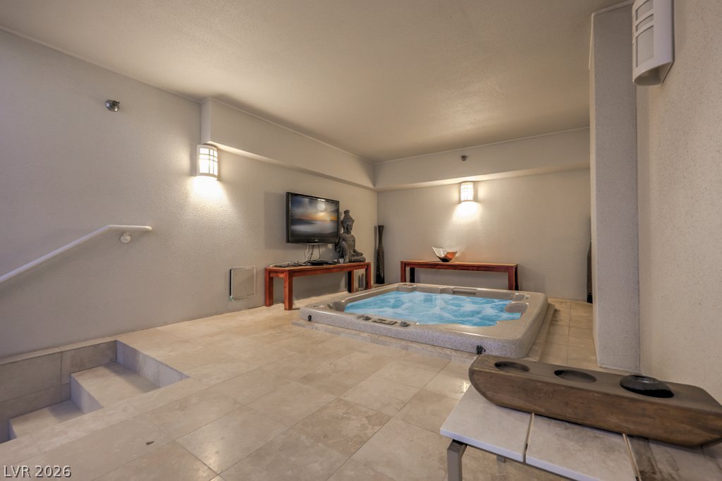 2700 Las Vegas Boulevard 4304