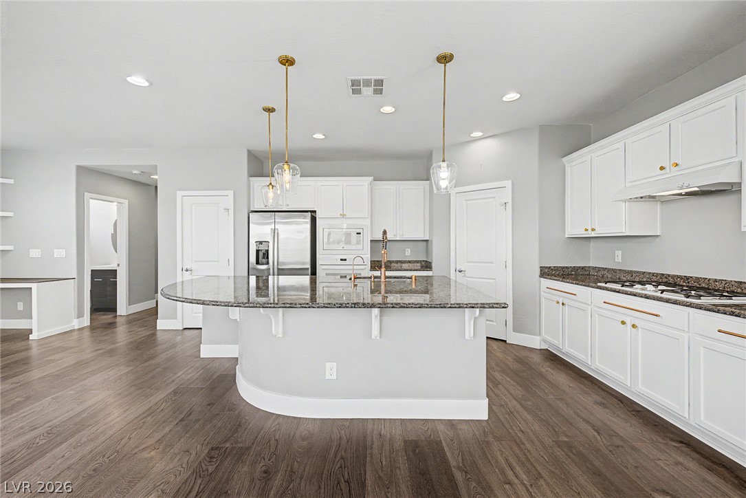 7703 Coral Cactus Court