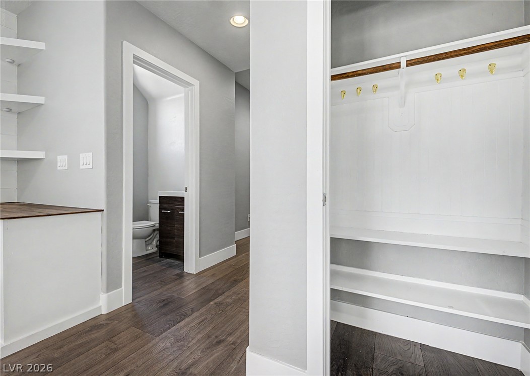 7703 Coral Cactus Court