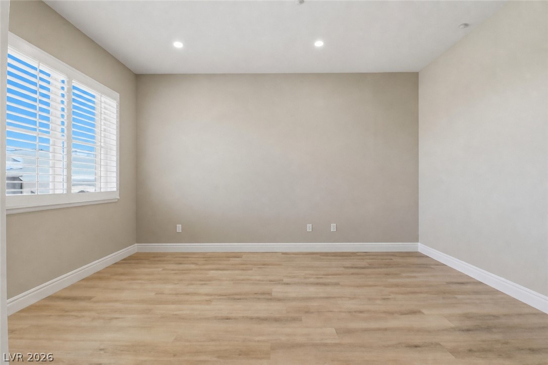 9207 Tesoras Drive 401