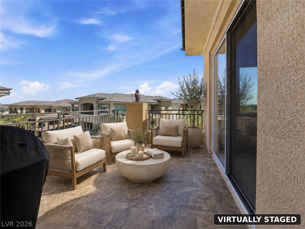 9207 Tesoras Drive 401
